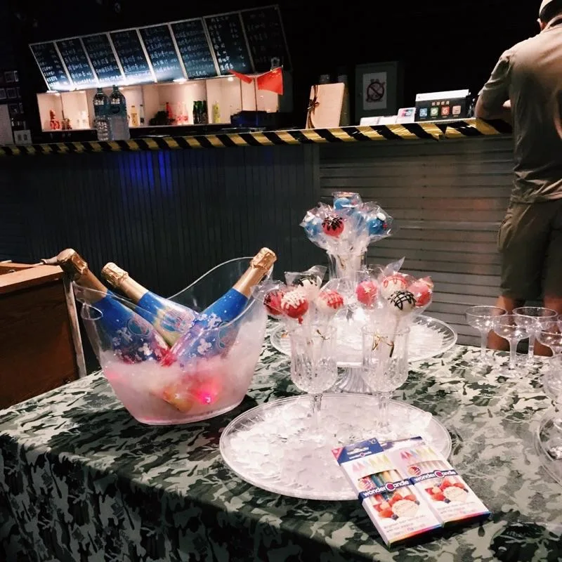 BSCI Belaire rose gold champagne silicone metal stainless luxury plastic cooler Led ice buckets with handle