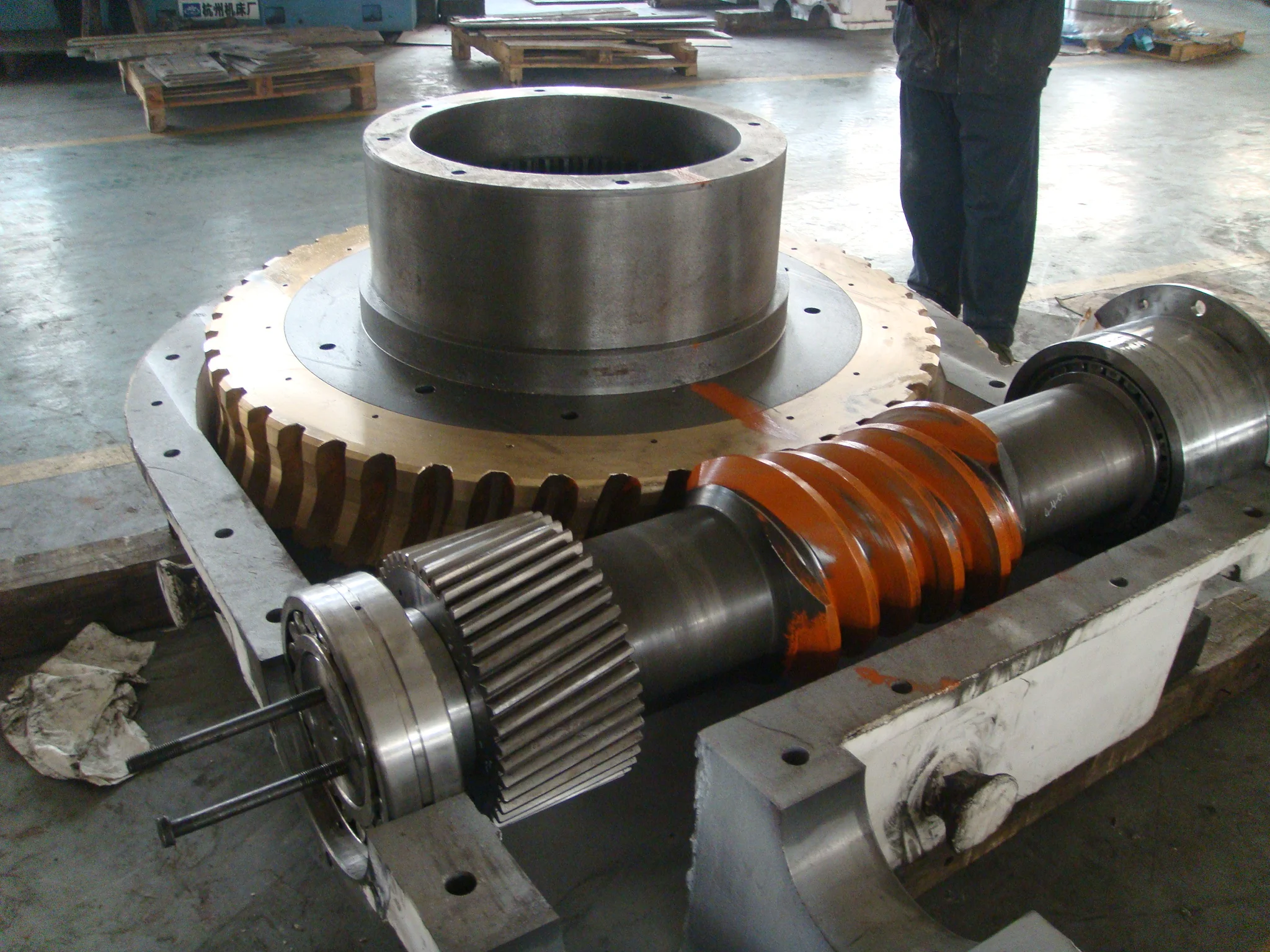 Хорошее качество, OEM, высокоточный токарный станок с ЧПУ, червячный винт, изготовленный в Китае