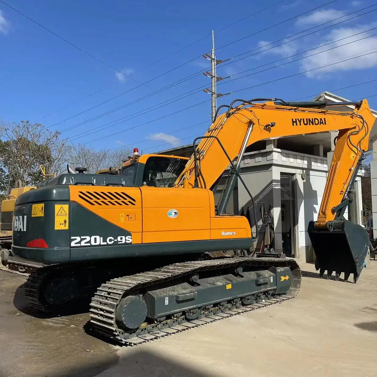 Second Hand Japan Engine Hyundai 220LC-9S  Crawler Excavator Used Excavator for Mexico