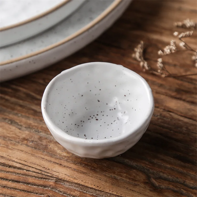 Rough surface speckle round nordic ceramic tableware plate and bowl 16 pieces white dinner set porcelain for wedding home