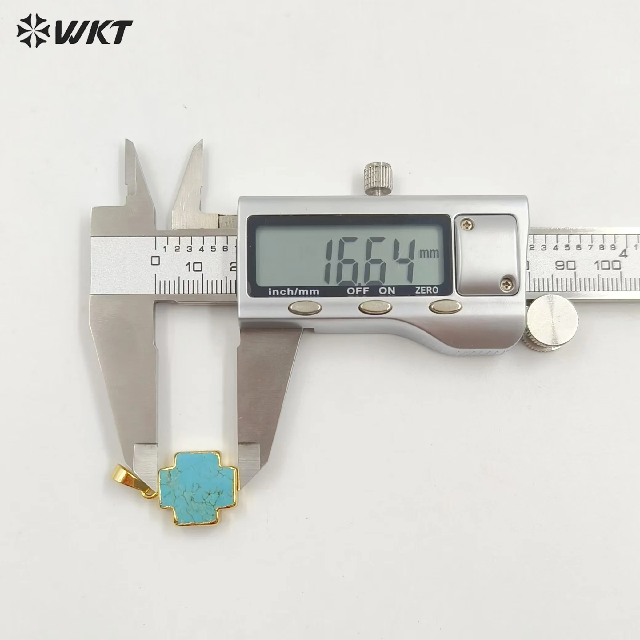 WT-P952 Vintage 18K Real Gold Plated Natural Turquoise Made Cross Pendant Bohemian Green Stone Jewelry Charms For Necklace