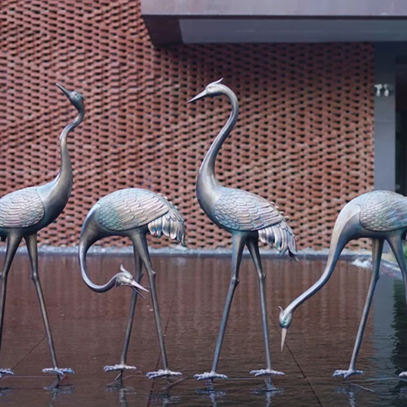 High quality pair of life size antique bronze cranes statue for garden decorative