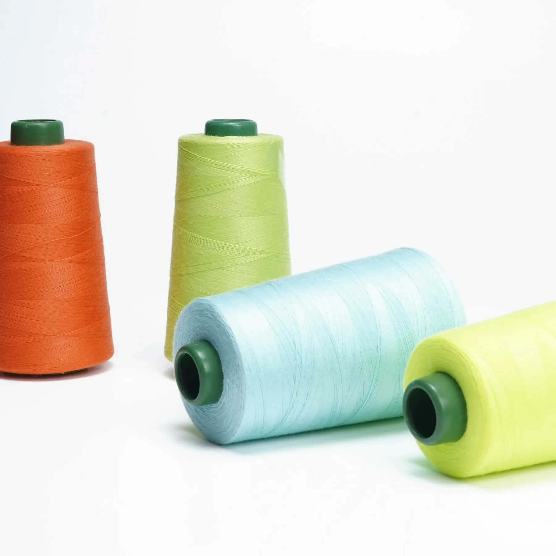 40/2 40/3 20/2 20/3 Overlock Thread Suppliers Polyester Sewing Thread for Sewing Clothing