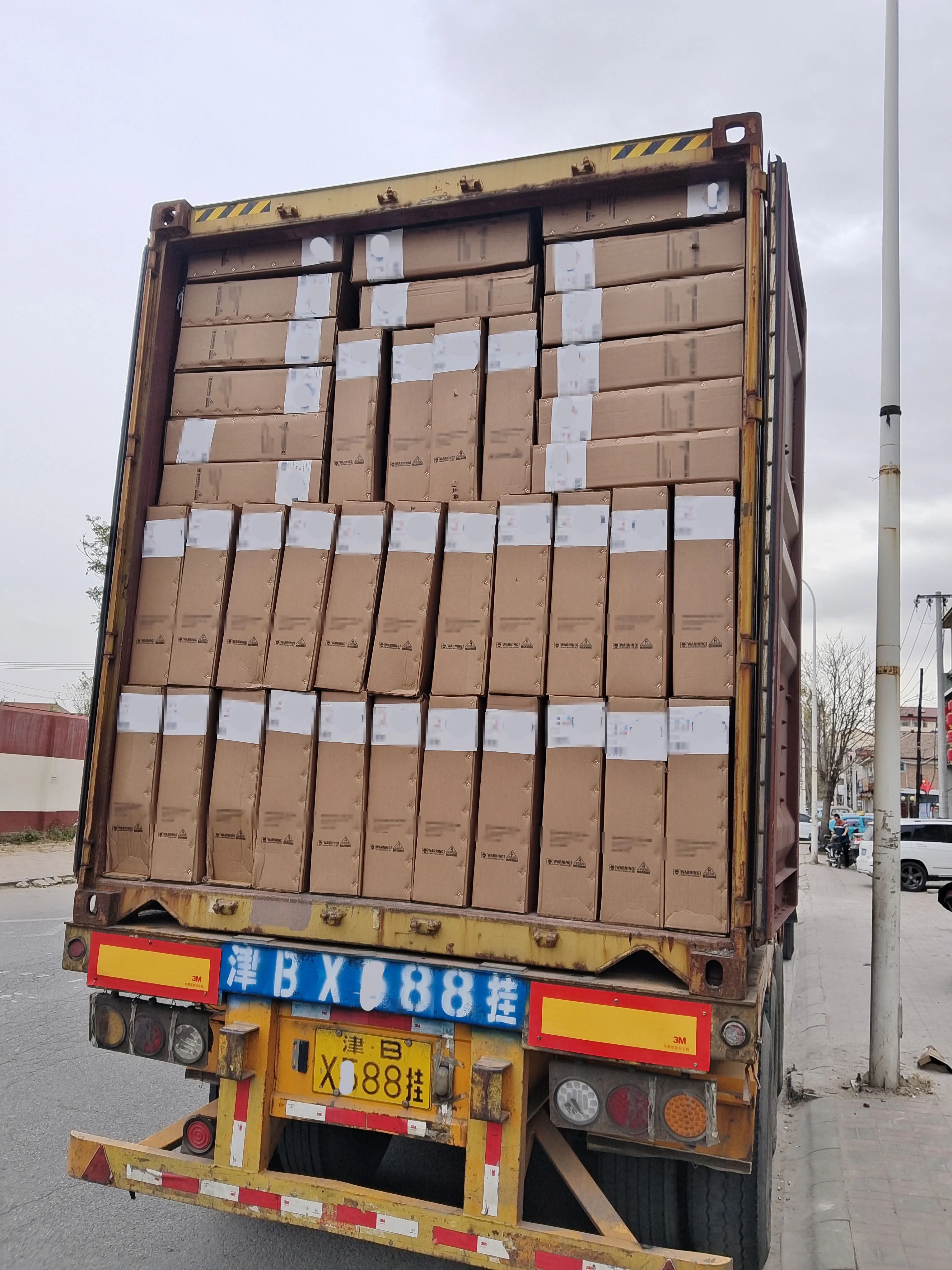 China Wholesale MTB bike OEM cheap 700c 21speed race bicycle custom high quality carbon fiber cycle for adult men