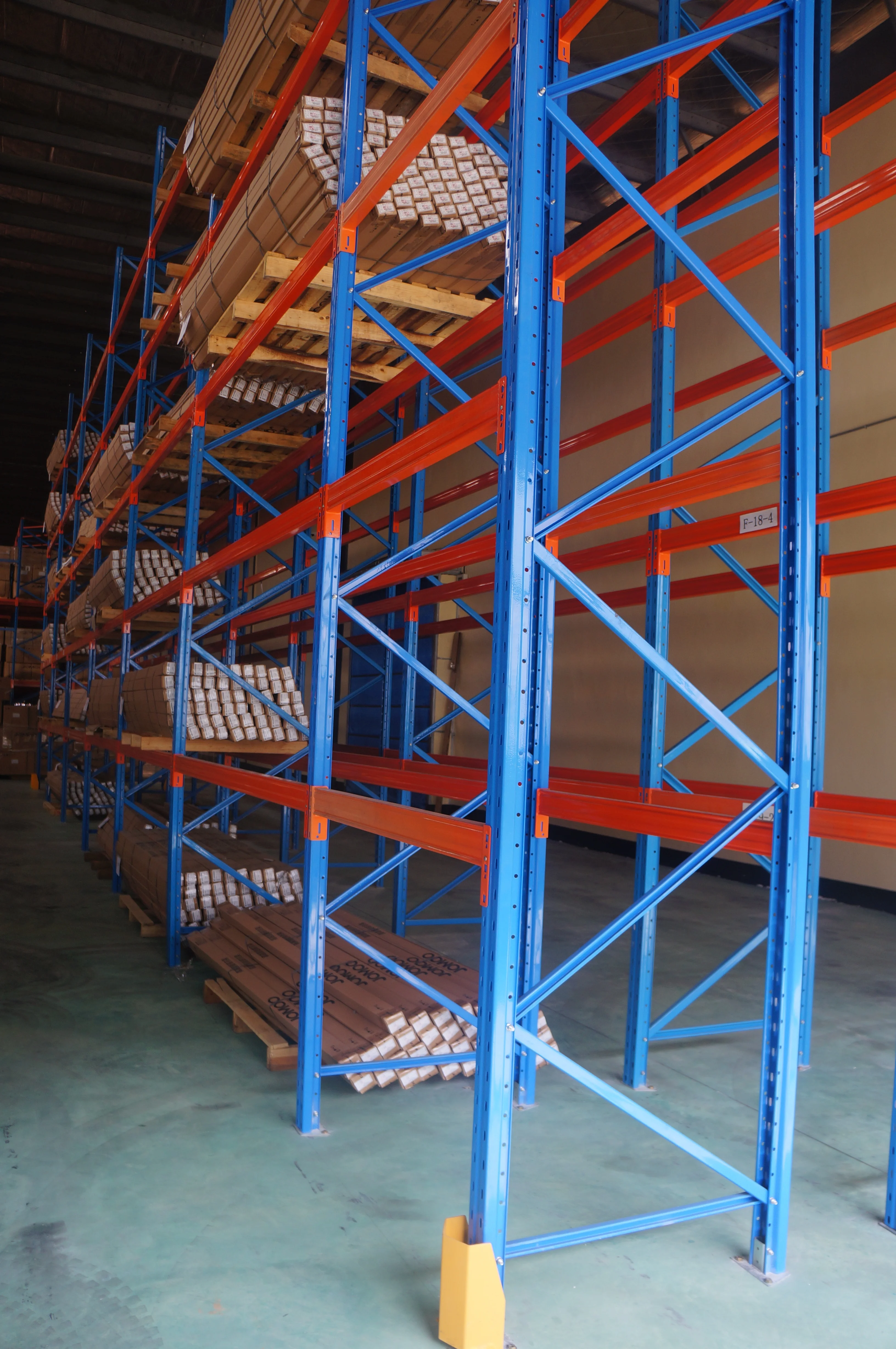 China Manufacturer Cheap Heavy Duty Rack/Steel Storage Pallet Racking System