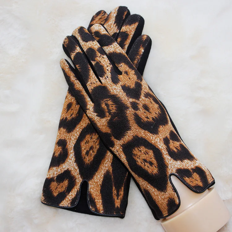 
Wholesalers of new leopard print gloves Instagram wind branch refers to outdoor cycling gloves 