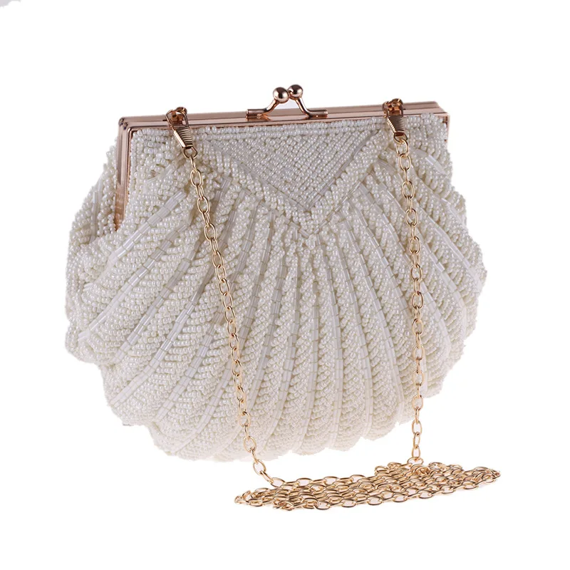 
 2021 New  white bag Handmade Pearl Birthday Party Mini shell clutch Beaded Hand Bag Fashion bridal bag  