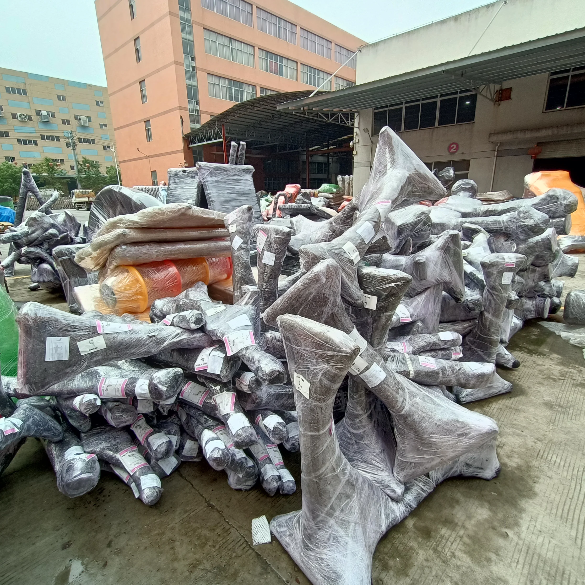 New design Entertainment and amusement park outdoor kids playground plastic playground