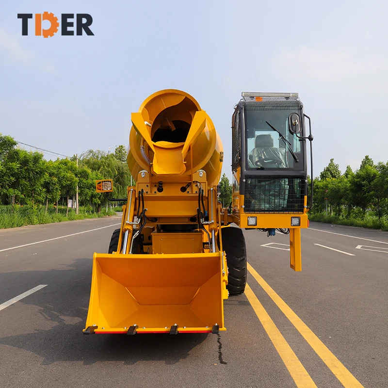 TDER self loading mobile concrete mixer trailer 2.6 cbm transit mud mixer truck with bucket pump machine