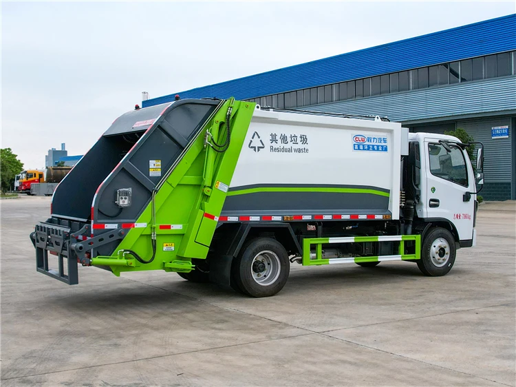 Dongfeng 4x2 5-6m3 Compactor Garbage Truck