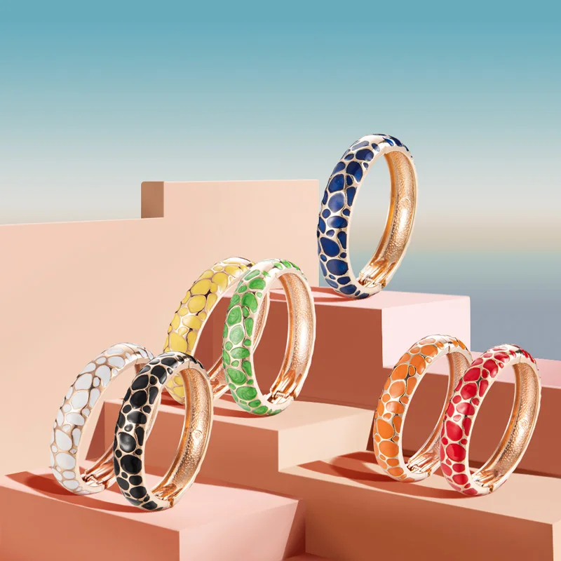 Wholesale Fine Jewelry Bracelets Bangles Charms Zinc Alloy Yellow Enamel Bangle 14 mm for Girls