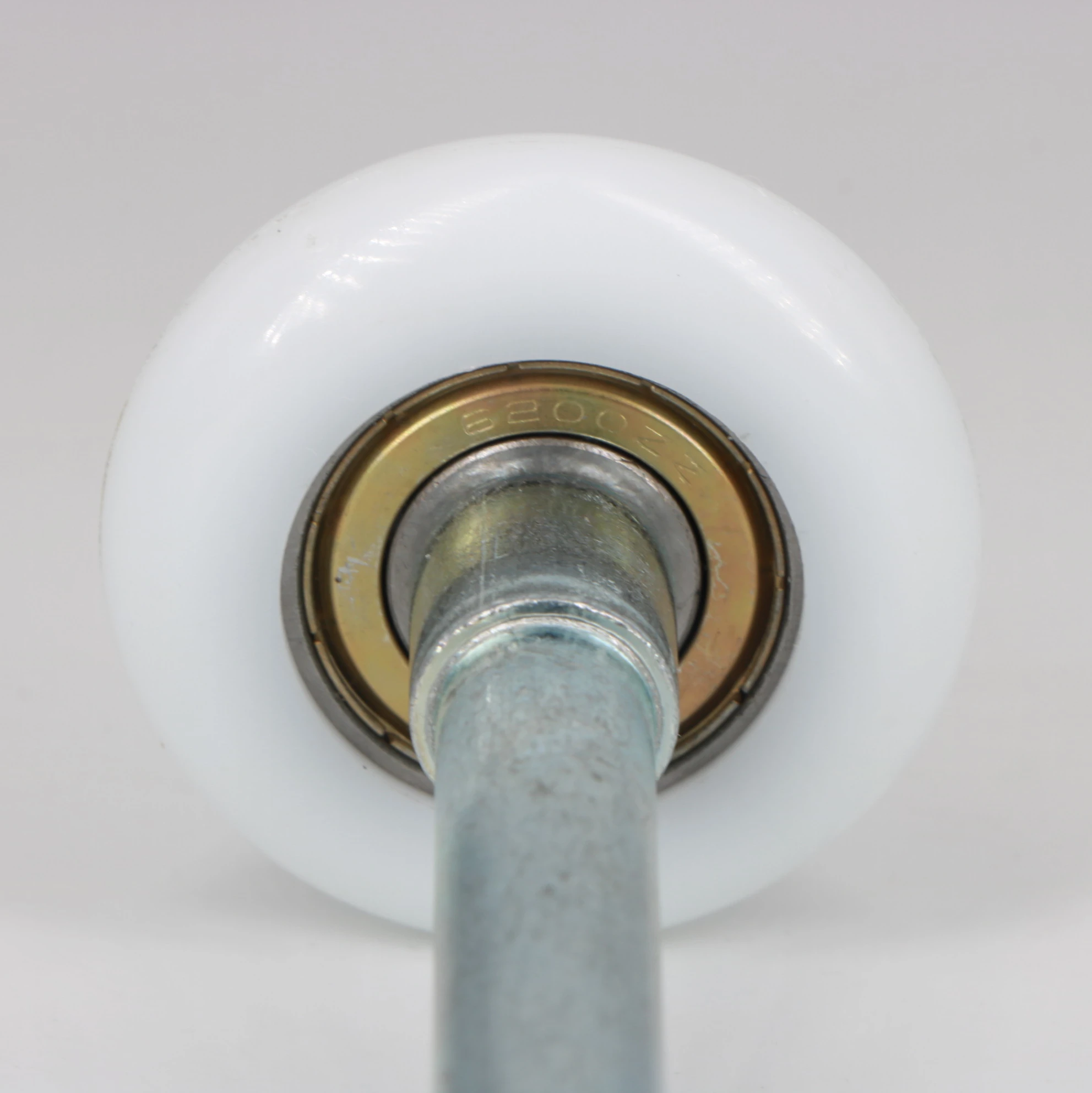 GULI Wholesale of New Products Nylon White 46*120mm Load Bearing Guidance Use for Garage Door Rollers