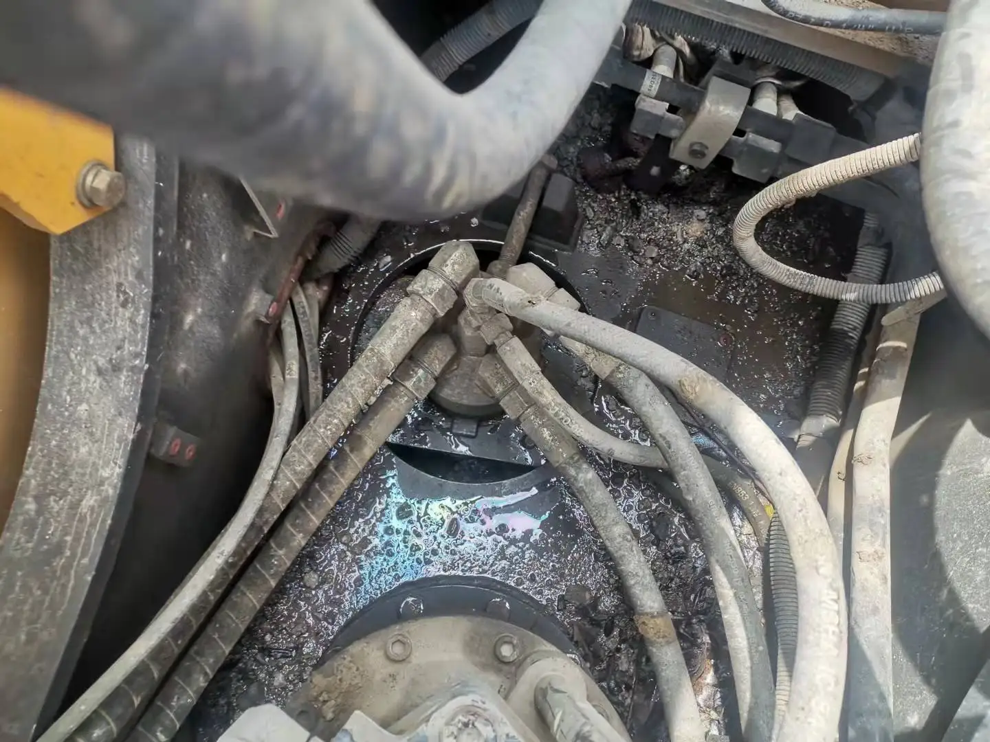  Экскаватор SDLG E6150F E6105F E6210F E6225F экскаватор с меньшим количеством рабочих