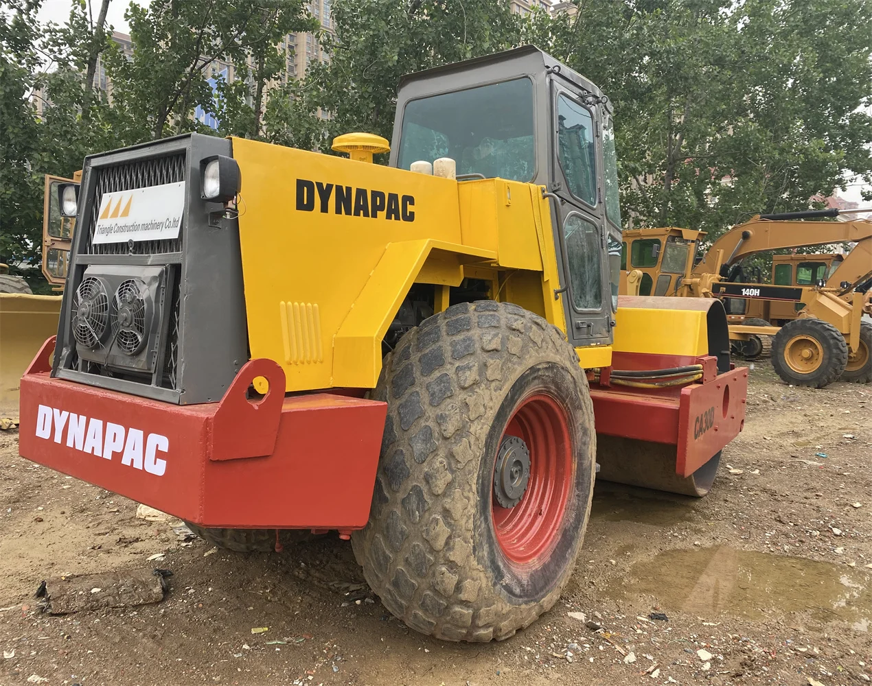  Подержанный дорожный каток Dynapac CA30D 15 тонн уплотнитель