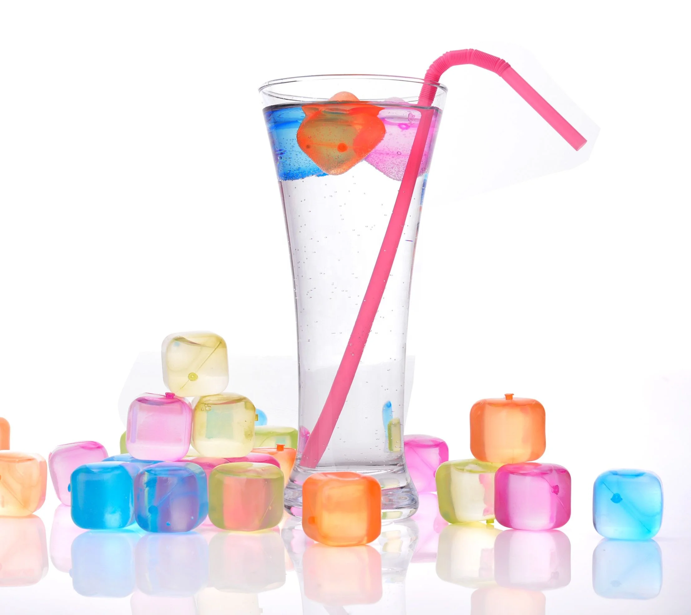 Hot Selling Reusable LDPE Colorful Plastic Ice Cube Beverage Cooling Liquid Cube