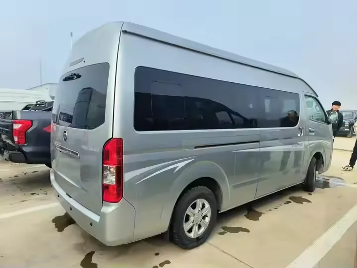 Hot Selling Foton View CS2 17 Seats Gasoline Passenger Mini Van Bus Euro 6
