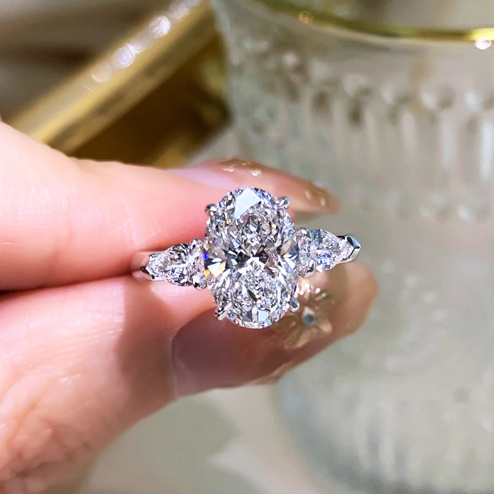 Luster 1.75ct IGI certified E VS2 Oval Excellent Cut CVD Lab Grown Diamond 18K Solid Gold Three Stone Diamond Ring for Women