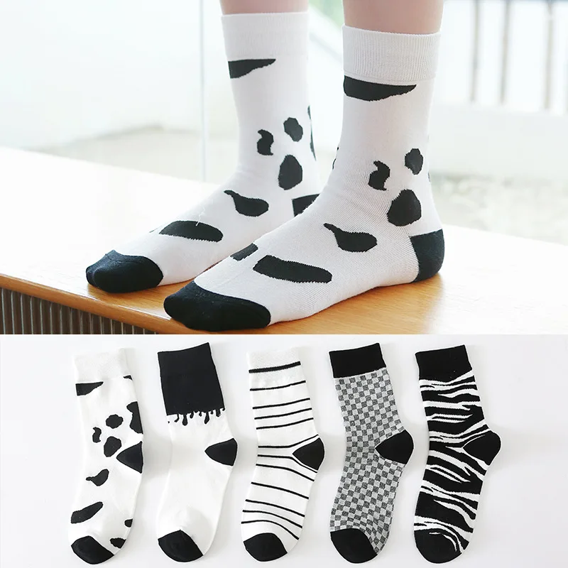 New Arrivals Korea White Black Zebra Stripes Female Mid Tube Socks Breathable Cotton Casual Women Socks