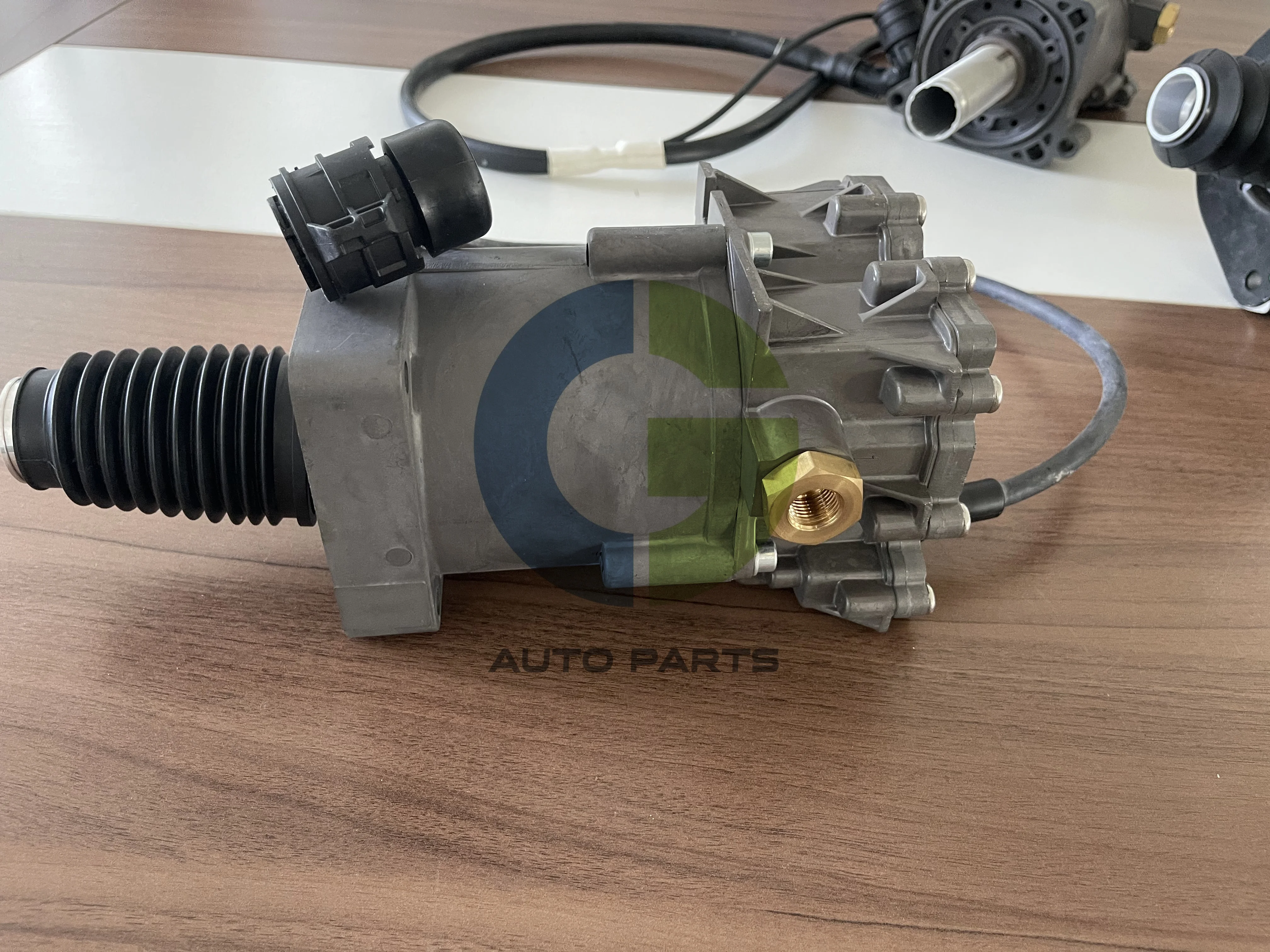 CG Auto Parts Heavy Duty Truck Parts clutch cylinder K013727 22279233 22279246 8171316 20702892 for VOLVO Truck clutch  slave