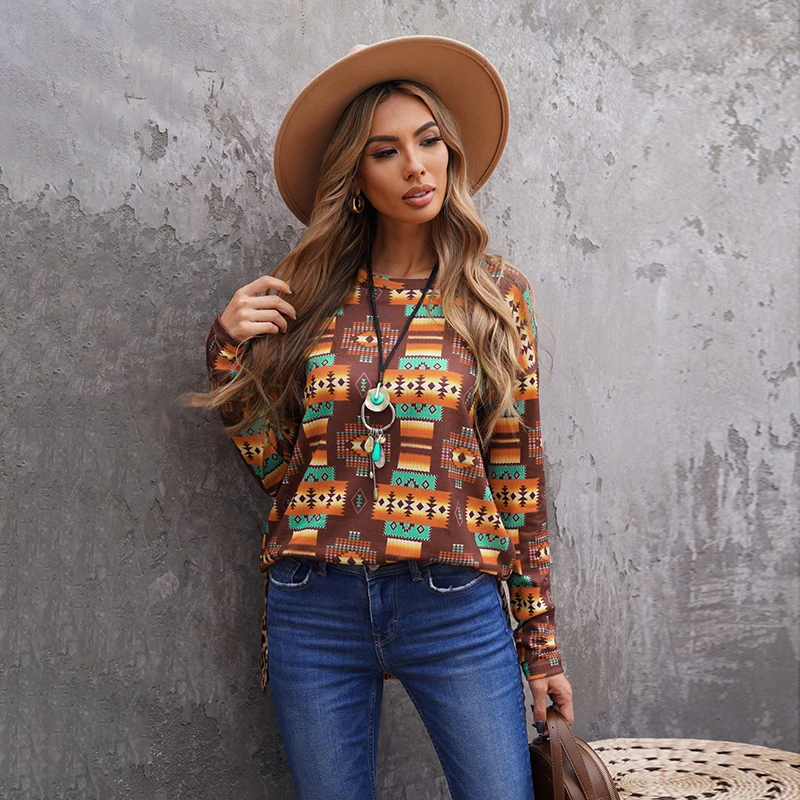 2021 Trendy Tribal Leopard Patchwork Side Split Women Tops Crew Neck Aztec Pullover