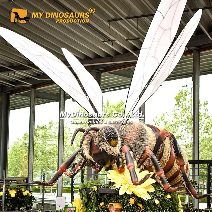 MyDino AA2419 Animatronic Insect Model Bee