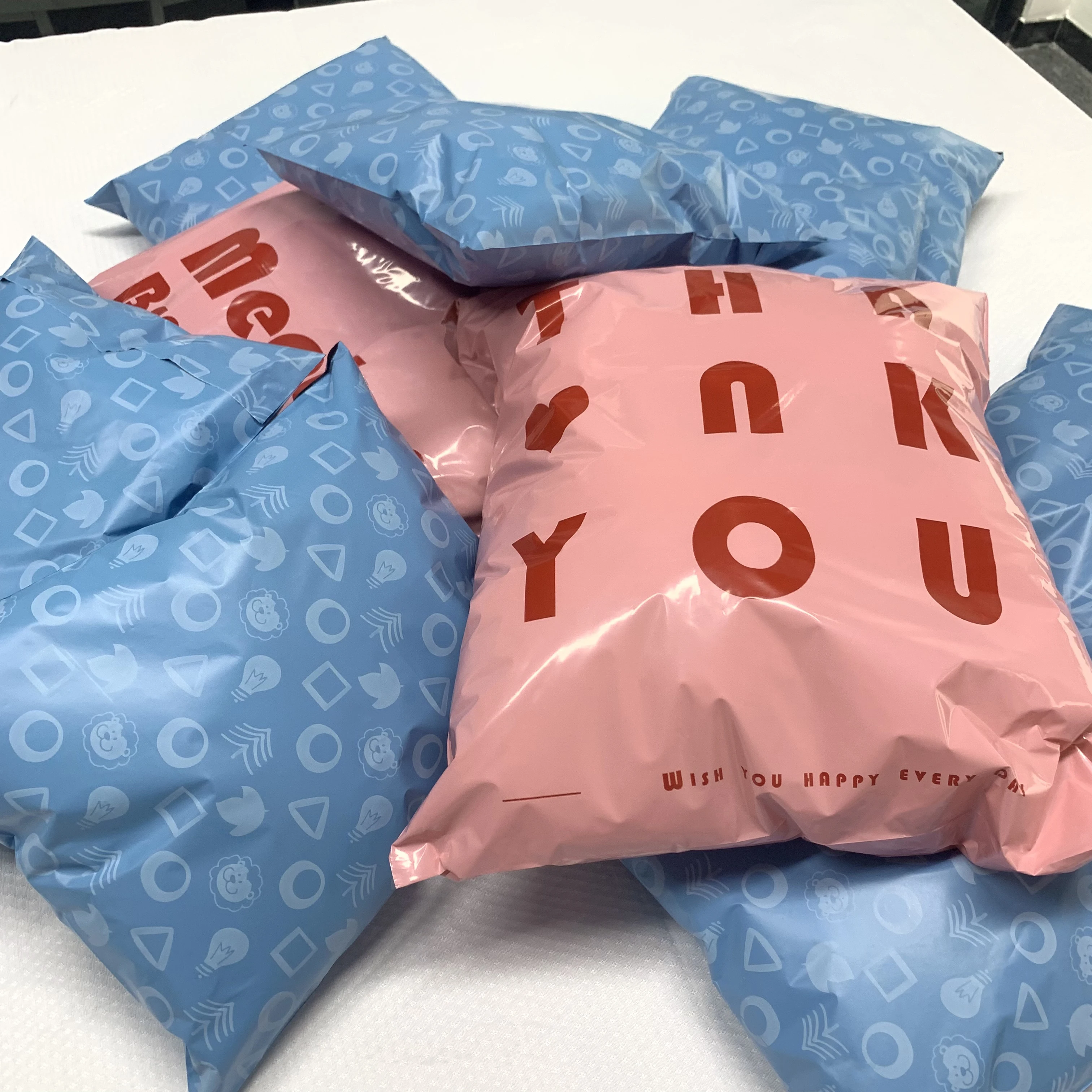Pink Love Heart Cute Mailing Bags Australia Dress Shirt Coloured Poly Pvc Bag Mail Hair Packing Mailing Bag Compostable Frosted