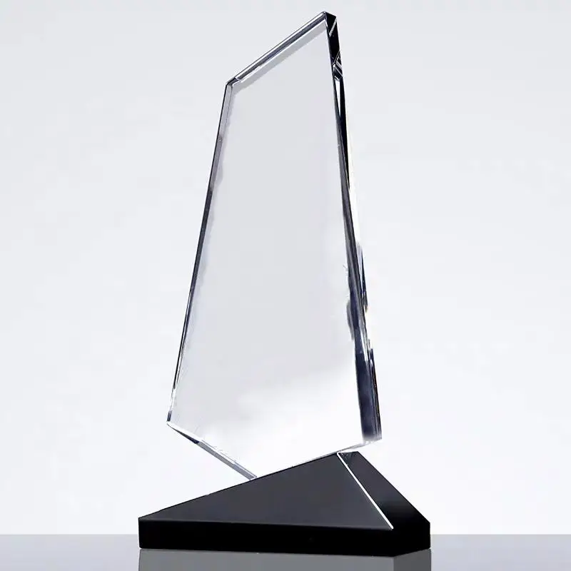 Honor Of Crystal Best Personality Transparent Crystal Trophy Customized Shape K9 Crystal Award Trophy