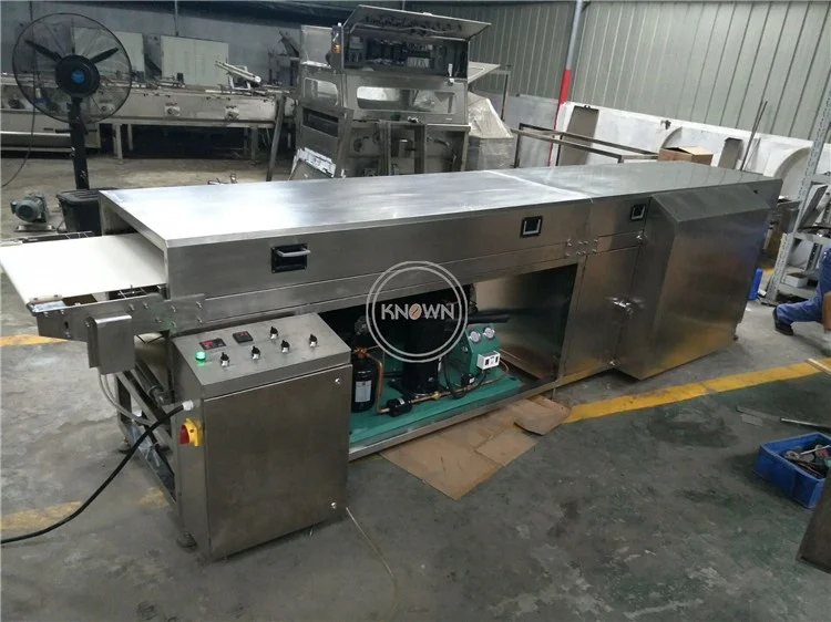
Stainless Steel Chocolate Cooling Tunnel for Cookie Candy Healthy Chocolate Snack Enrobing Covering Machine 