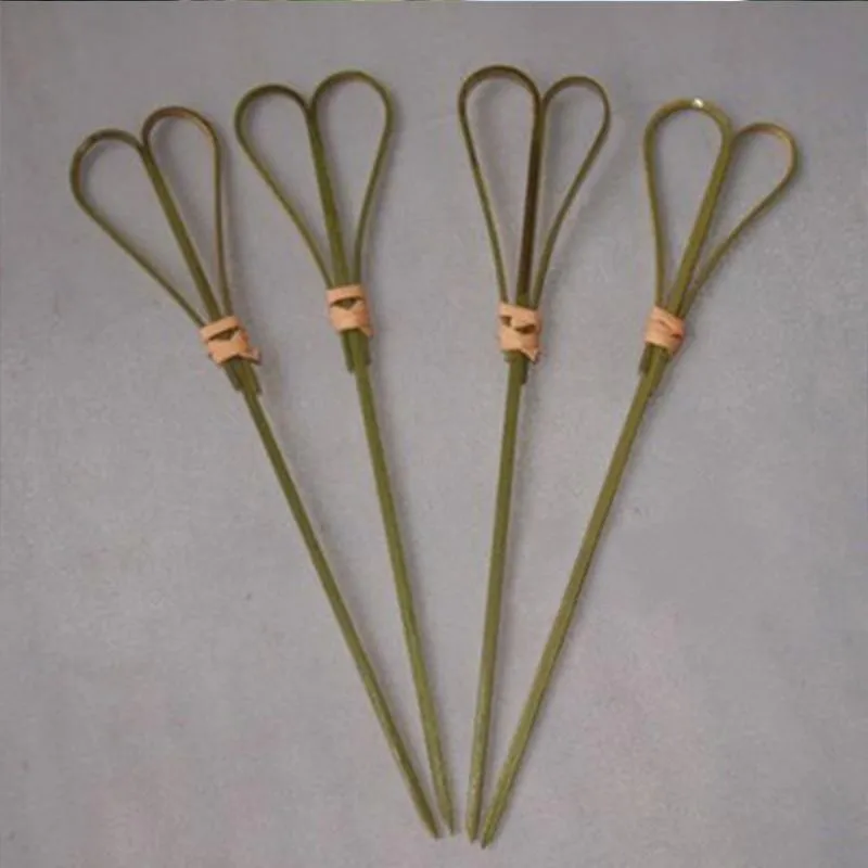 2023 Newest Hot Sale Decorative Appetizers BBQ Heart Shaped Bamboo Picks Knot Skewers For Baby shower