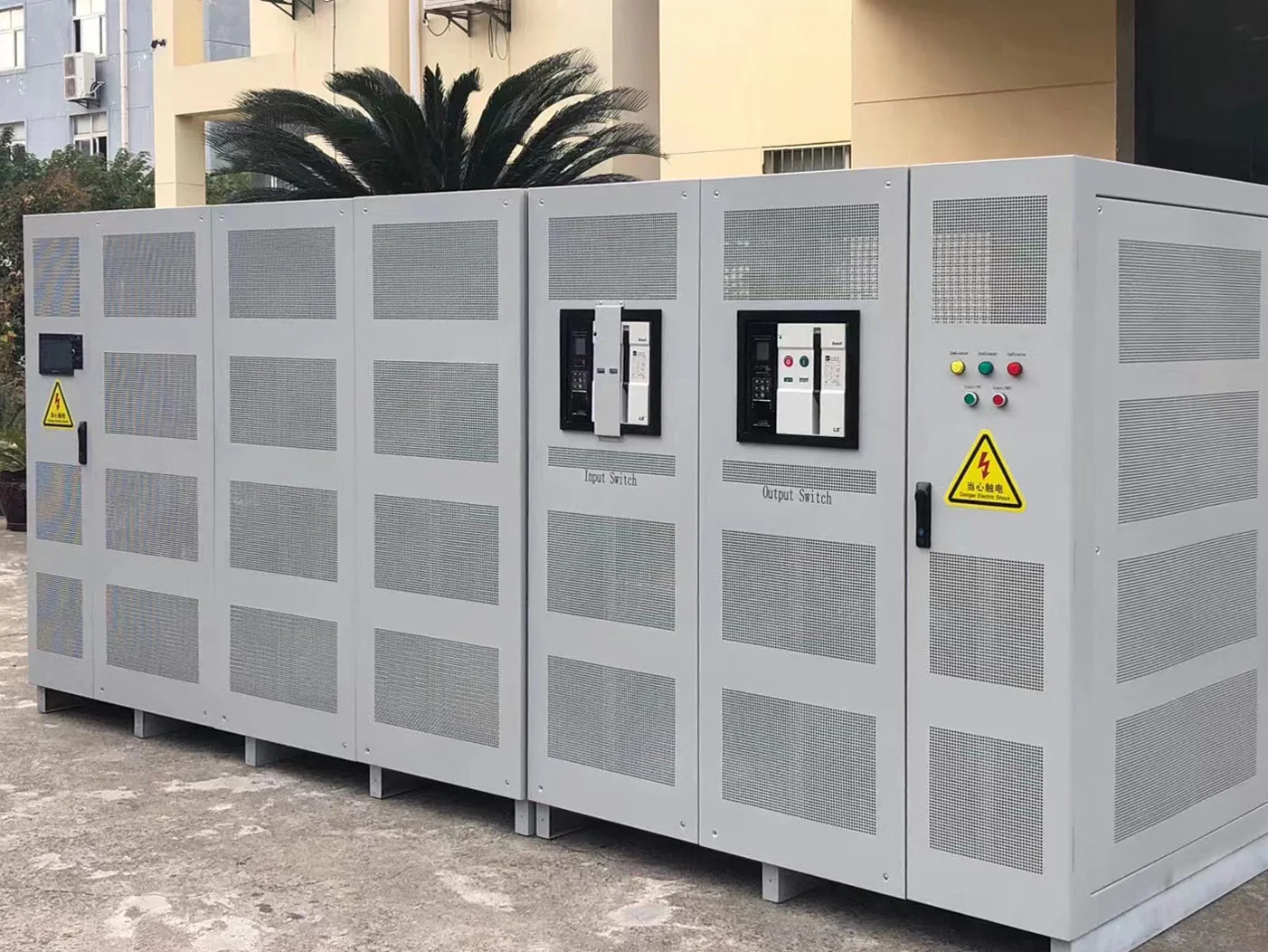 Chinese Manufacturer Electrical Energy Storage Systems Inverter Energy Storage System All In One ESS Industrial Solar Inverter