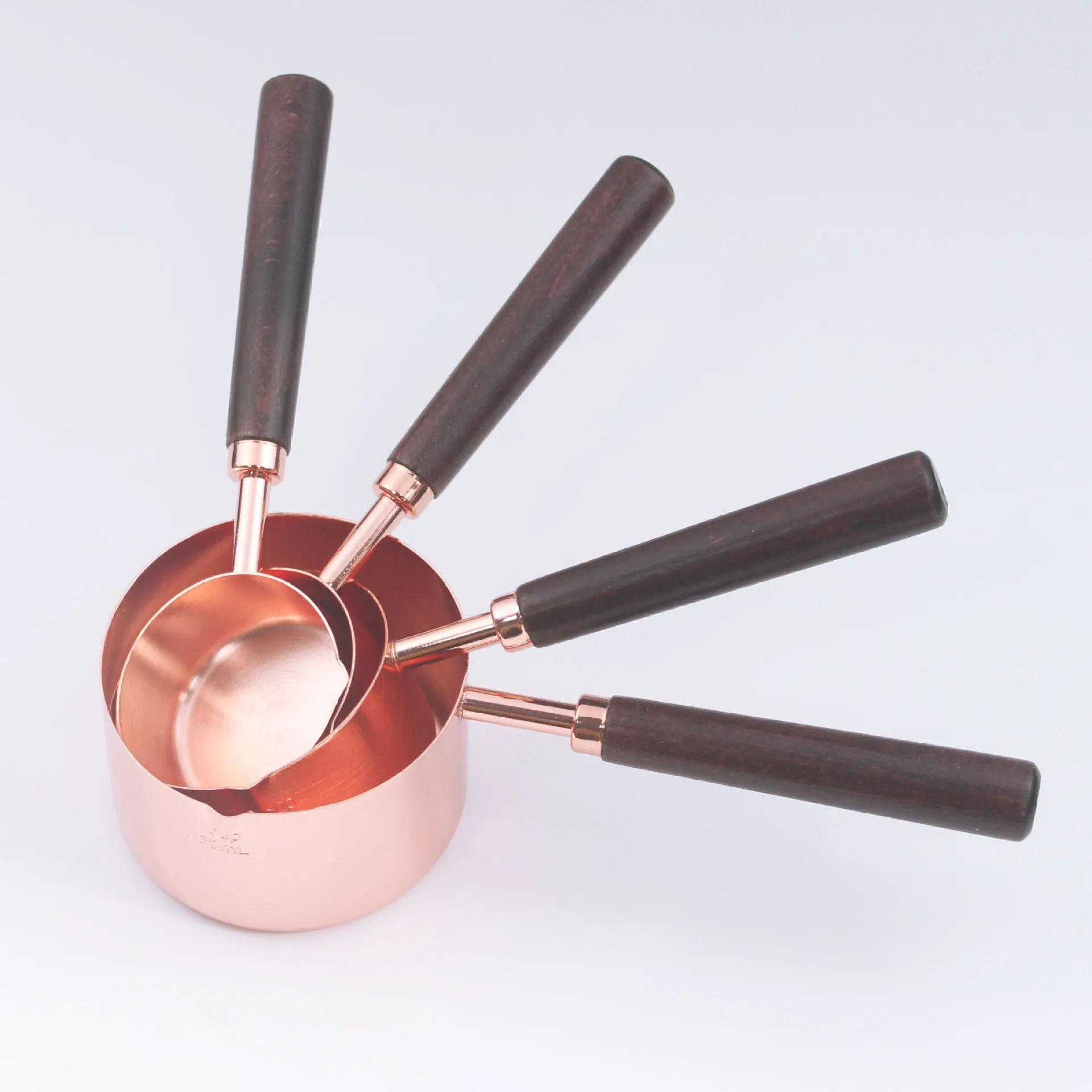 Rose Gold Stainless Steel Measuring Cups And Spoons Set with Wooden Handle Kitchen Baking Tools