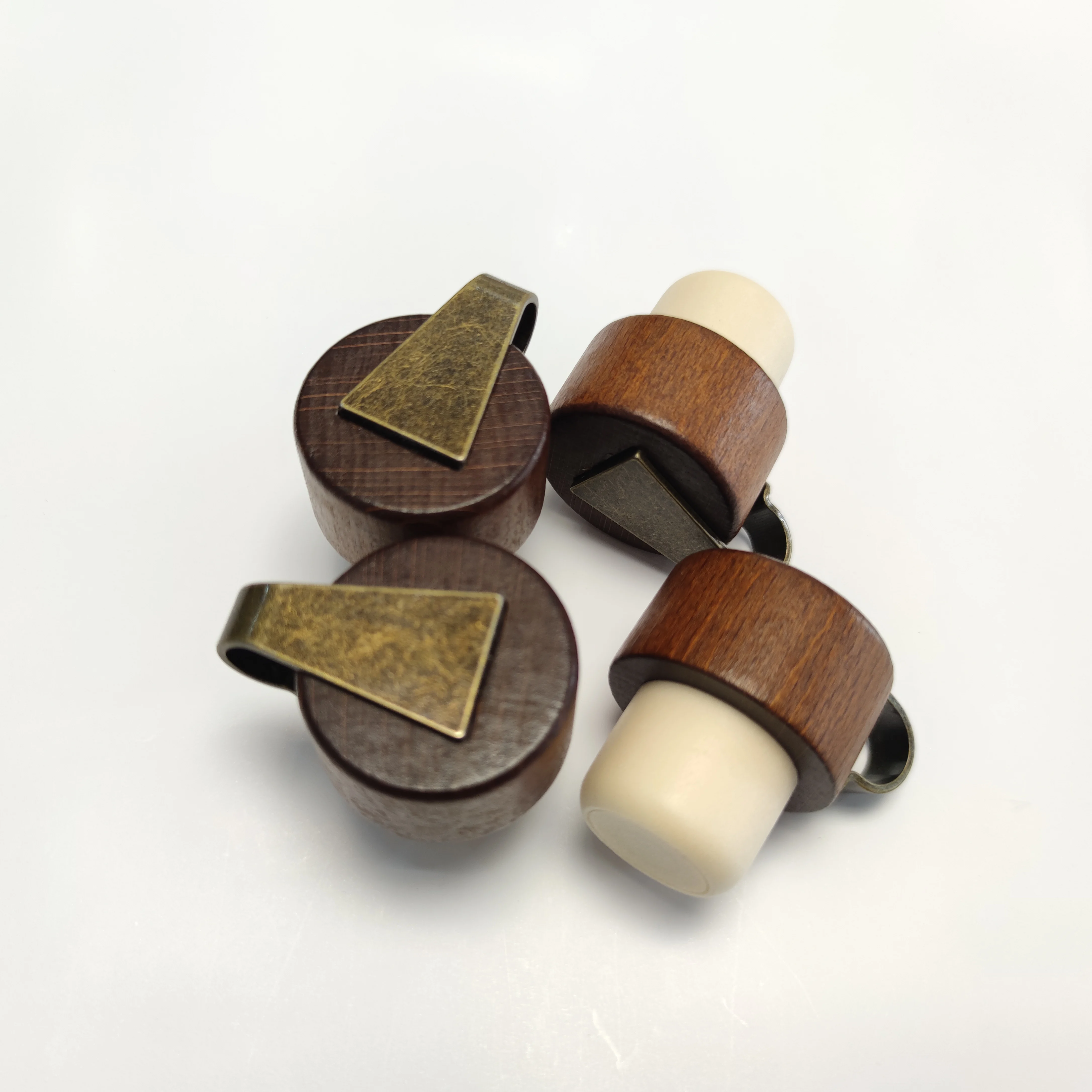 Custom Luxury Wooden Aluminum Bar Top T Shape Wine/spirits Synthetic Cork Stopper