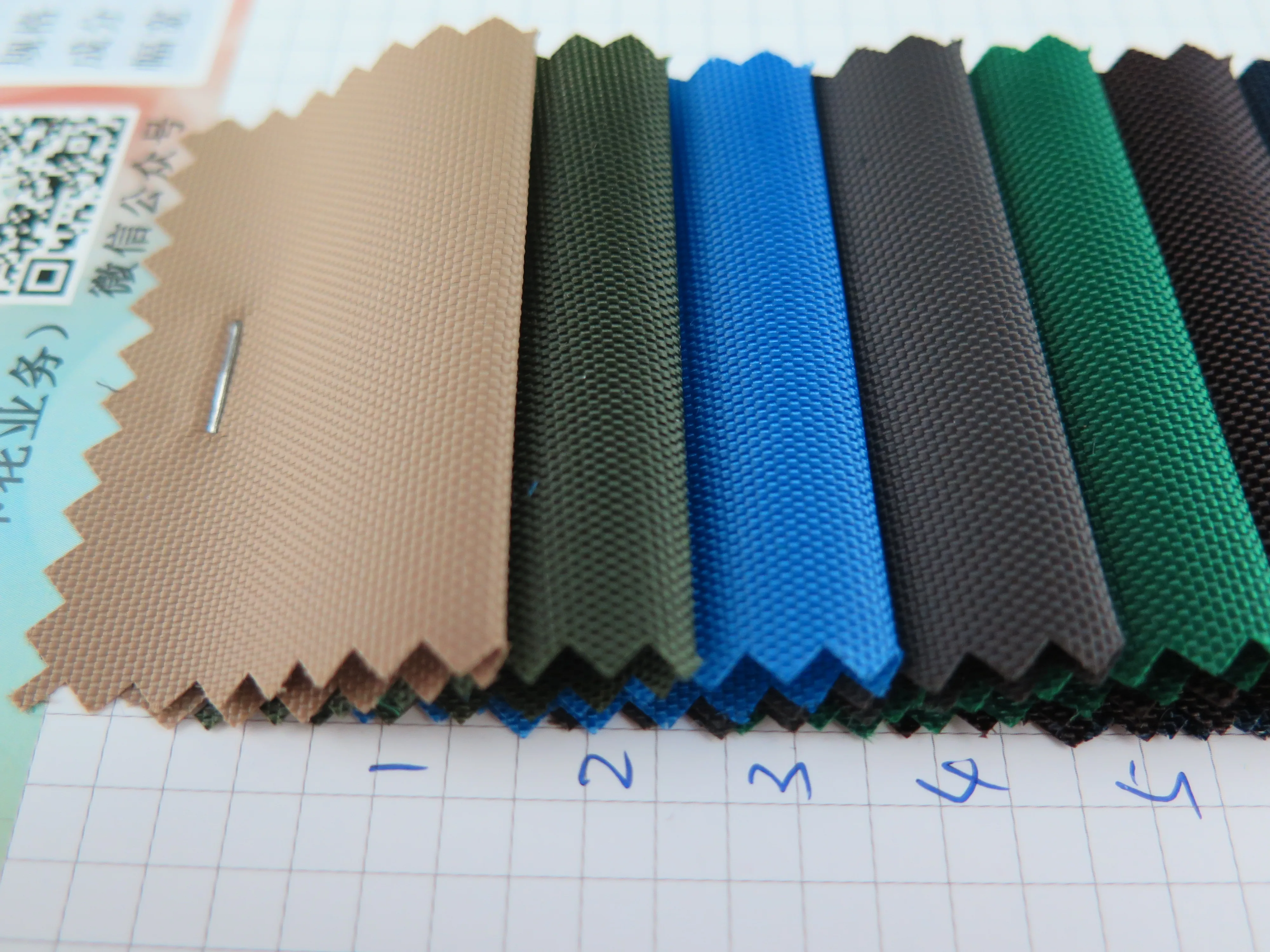 Spot Sales for Waterproof 420D Nylon Oxford Fabric Luggage and Handbag Jacket Tent 100% Nylon