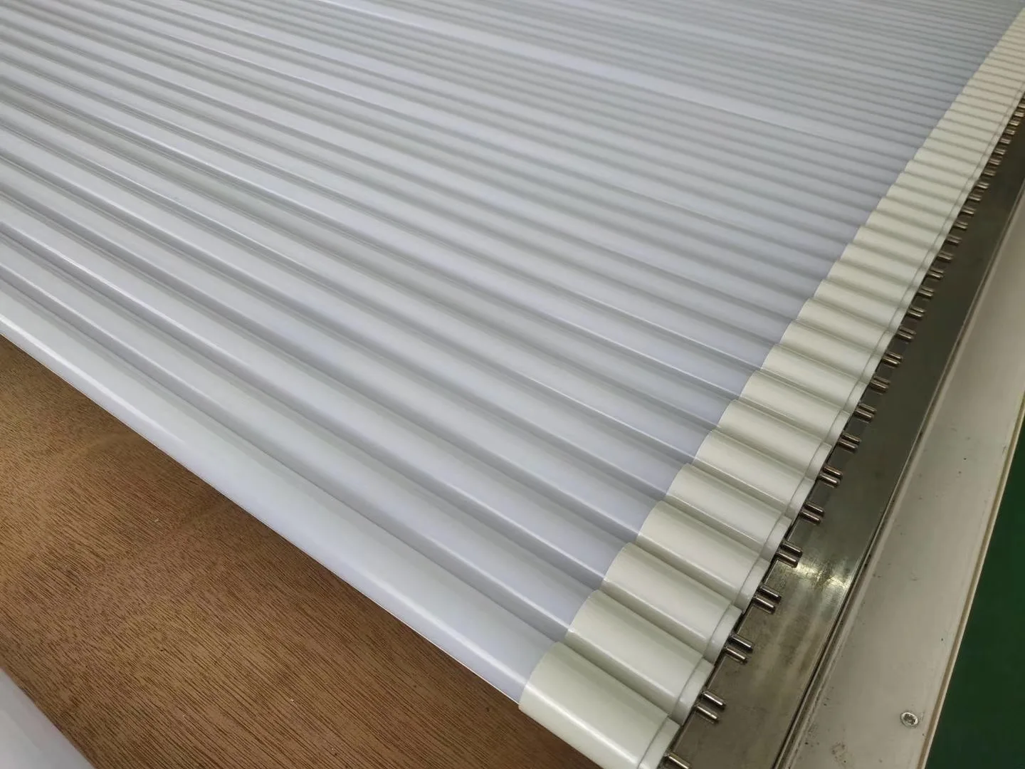 
Wholesale High Quality Lamps 2feet 3feet 4feet G5 Base 9w 12w 14w 18w 22w 24w Watt Glass Led Tube T5 Tube Light Lamp 