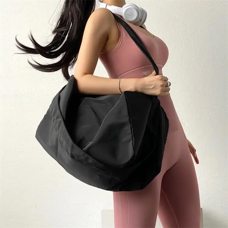 2022 New Large Capacity Gym Bags women men Fitness Yoga Shoulder Bags Custom Sport Training Handbag