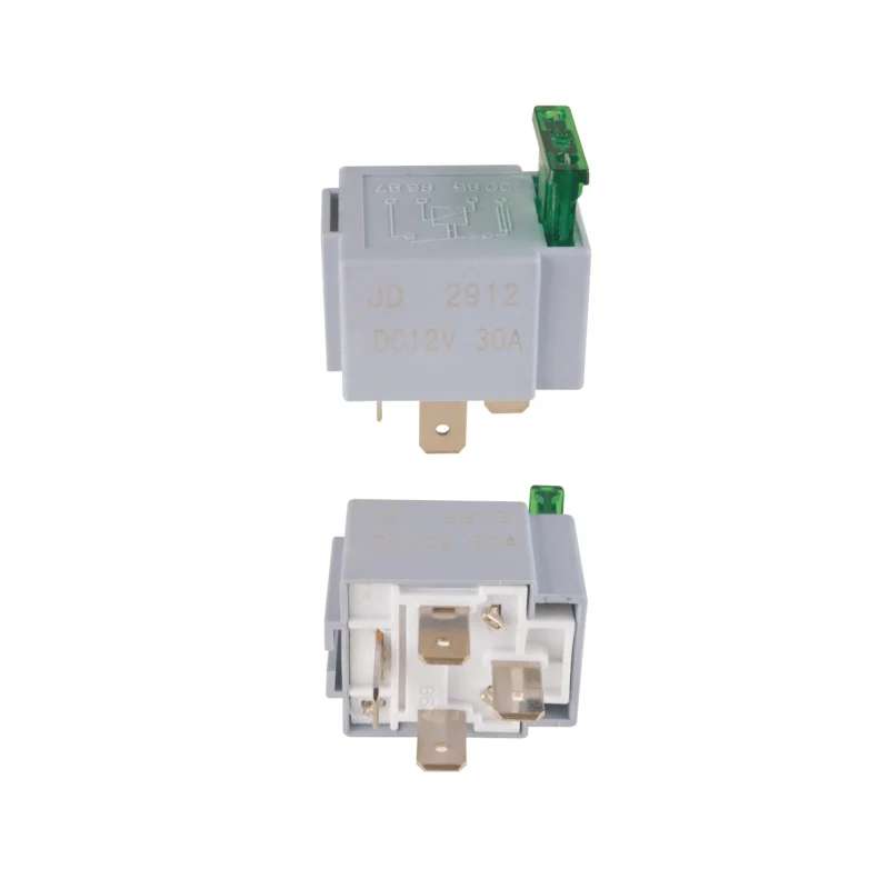 Automotive Car Relay 28x28x25.5mm 30A 4 Pins Universal 12V 24V 40A 60A Rated Isolation Current With Auto Fuse