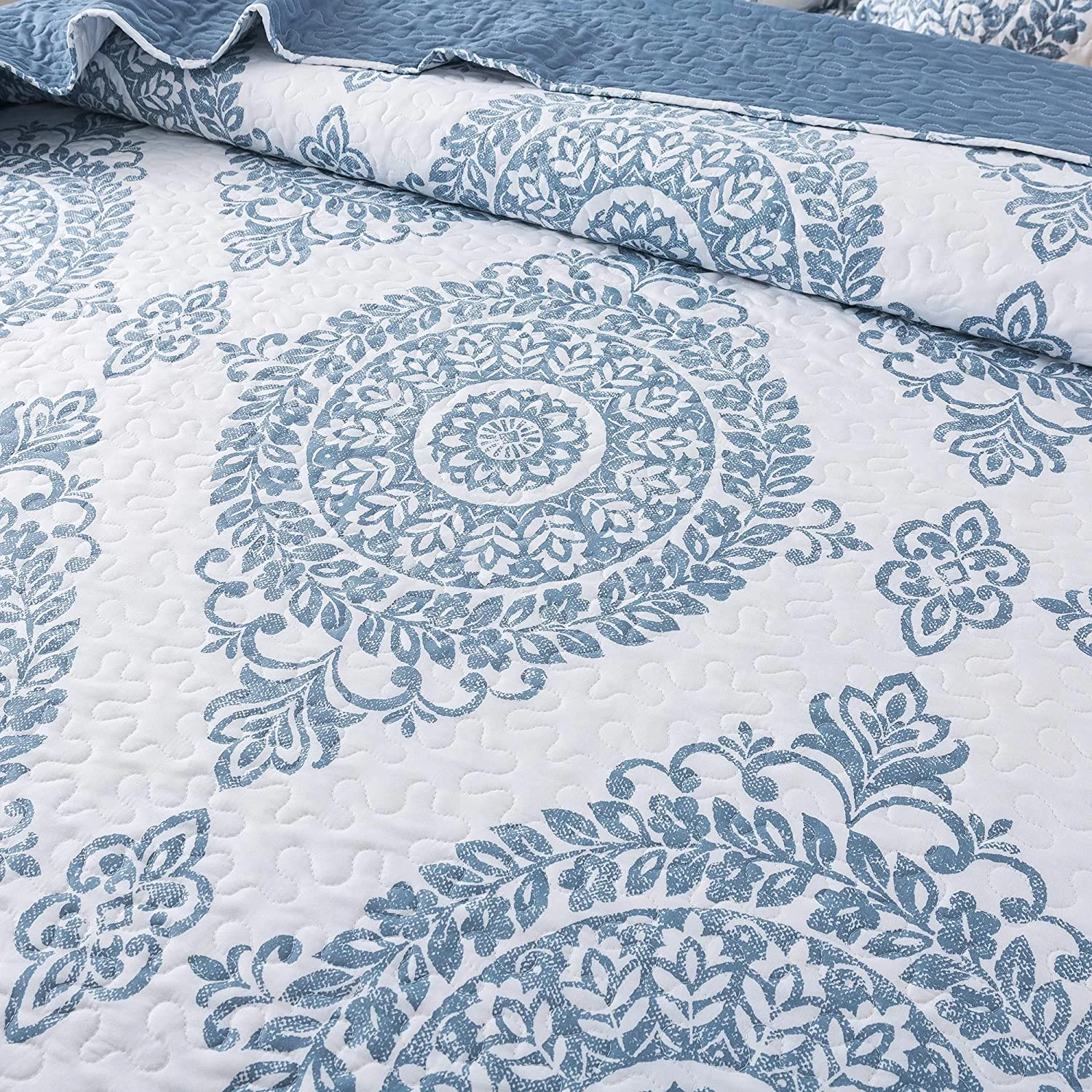 Wholesale Luxury Bedspread Quilted Set For Double Bed 3-Piece Lightweight Hotel King Coverlet Set