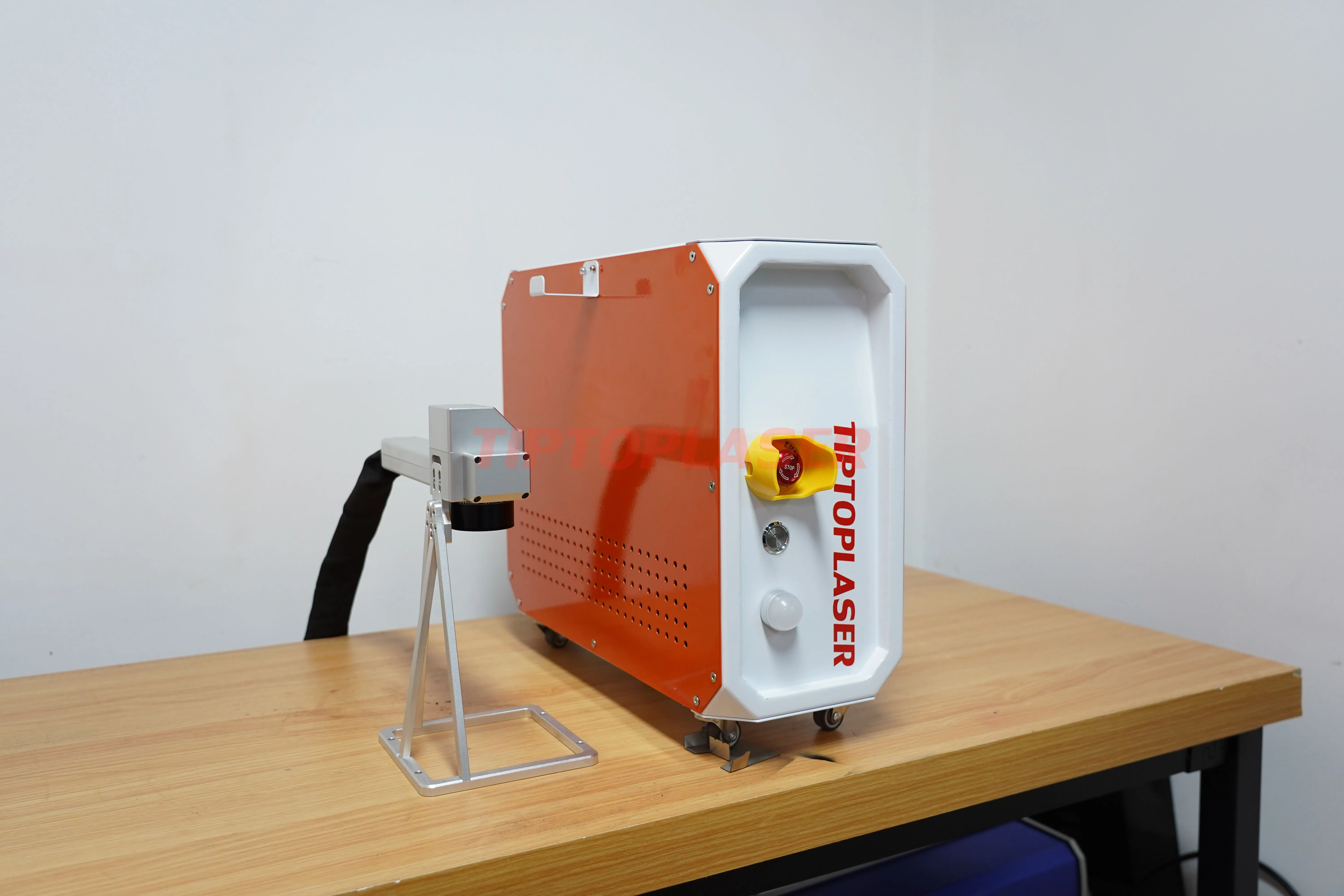 100w 200w 300w Portable Pulse Laser Cleaning Cutting Marking Machine for Rust Paint Oil Removal Metal Rust Removal Price