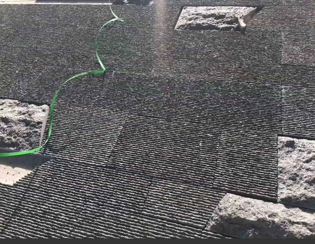 China polished Black Galaxy granite floor tiels paving stone