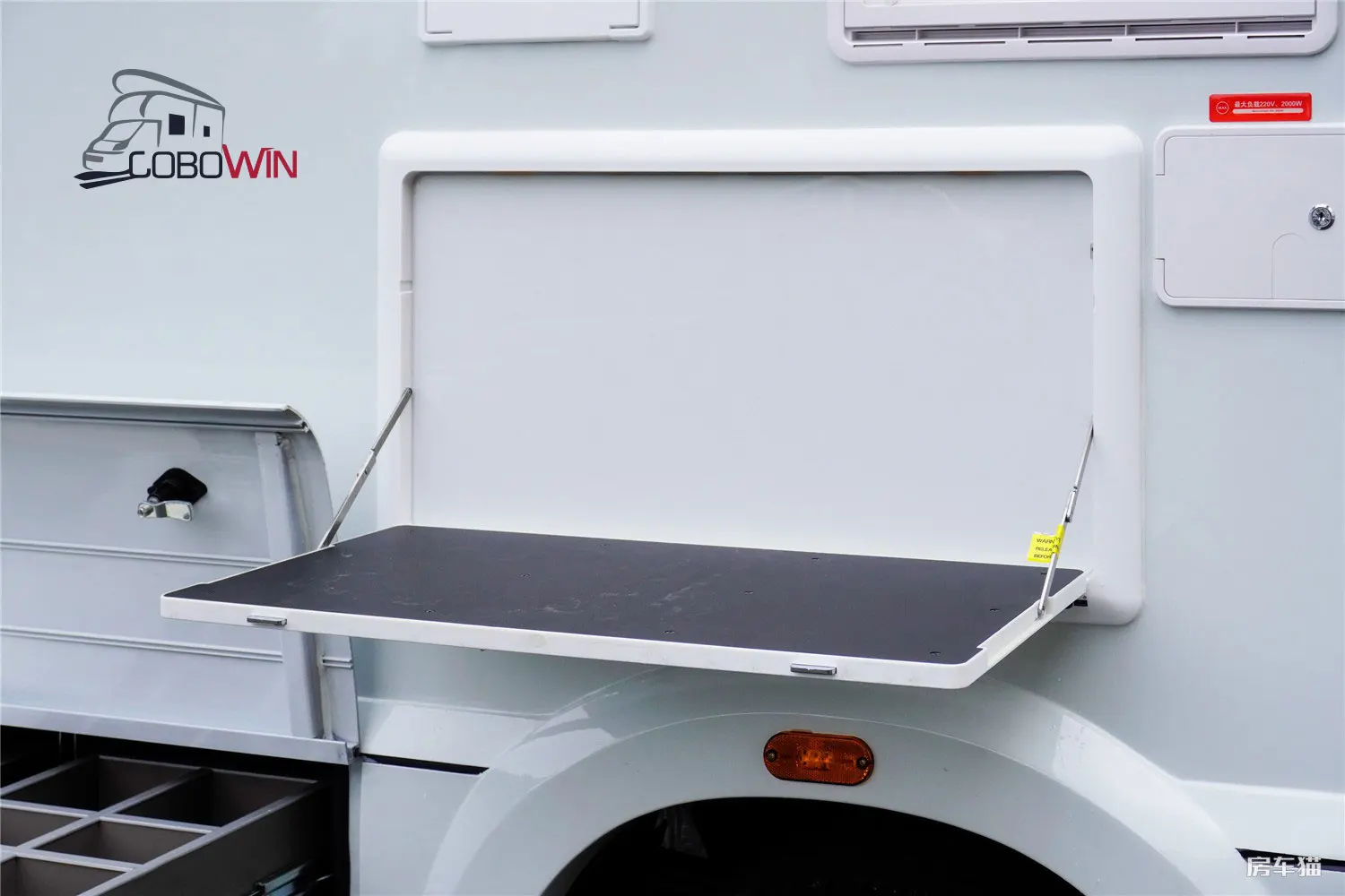 New Design Outdoor Folding Table Caravan Accessories Camper Trailer Picnic White Aluminum Alloy Caravan Folding Table