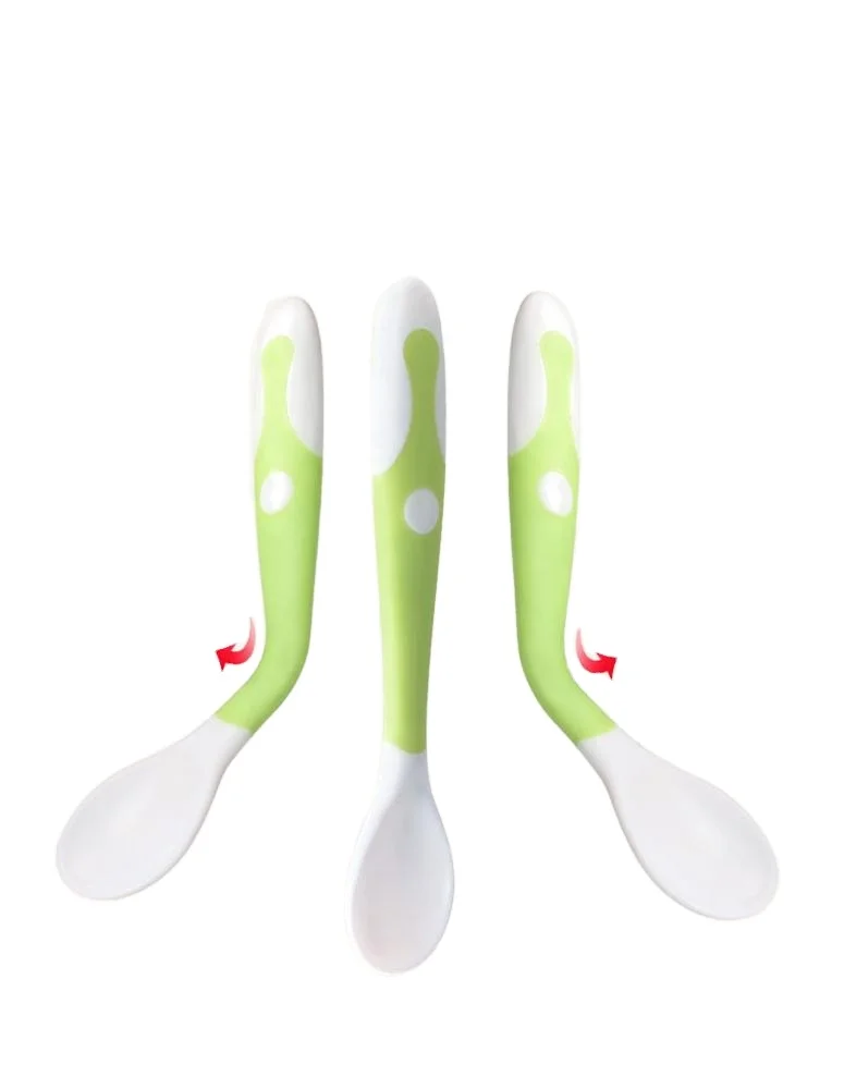 New style wholesale food grade safe non-toxic soft flexible bendable training silicone baby feeding spoon