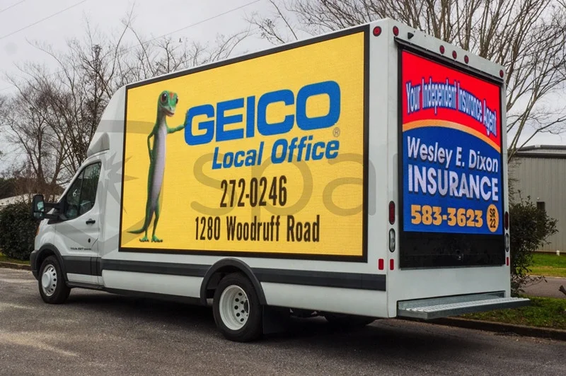 Outdoor Full Color video advertising P4mm Outdoor Truck Bus Car LED Screen Easy Installation LED display mobile truck