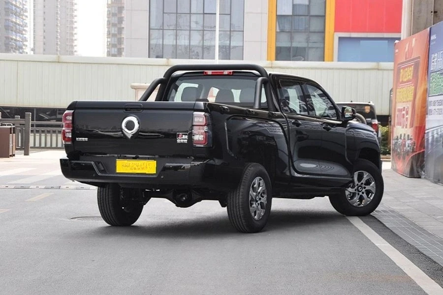 Hot sale GWM King Kong Cannon mid-sized second-hand pickup truck 2023 model 2.0T diesel 6AT 4WD long box GW4D20M