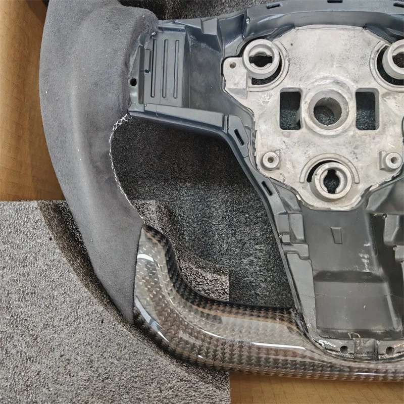 High Quality Steering Wheel Car Interior Accessories For Tesla Model 3 Y Yoke 2017-2023 Customize Carbon Fiber Alcantara
