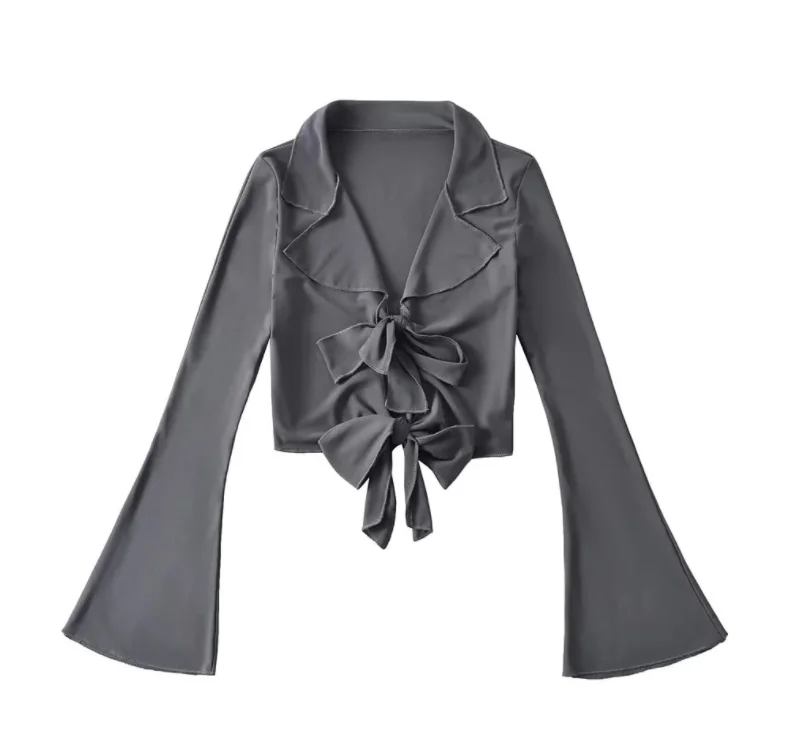 Runwaylover 2055  Flare Sleeve 2023 Ladies Fashion V-Neck Blouse