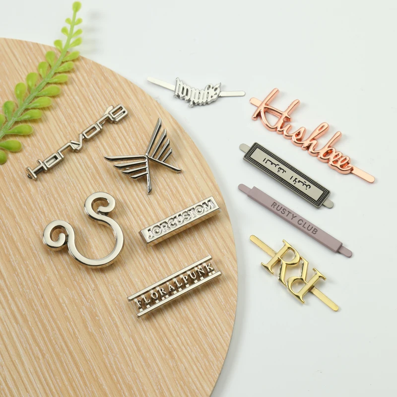 Customized Small Metal Logo on Handbags Round Designer Metal Tags with Back Rivet U-legs