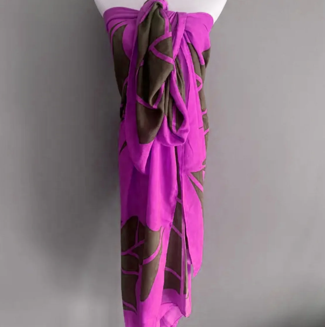 2024 USA Hawaii hot sale 100% soft Rayon Low MOQ custom designed beach sarong pareo perfect beach coverup beach towel