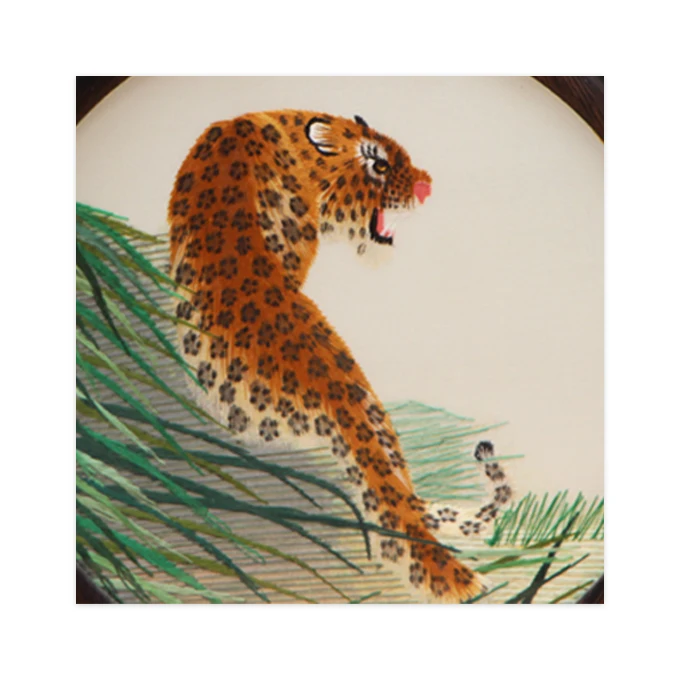 Shu Embroidery tiger and leopard  Pictures Double-sided embroidery Black With Brown Ornaments Intangible Cultural Heritage