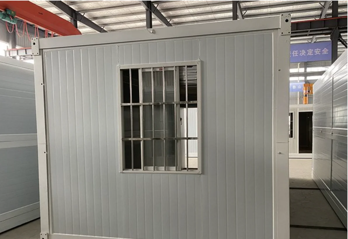 Factory Direct Sales Modular High Quality Living Container House Modern Luxury Office Dormitory For Construction Worksite