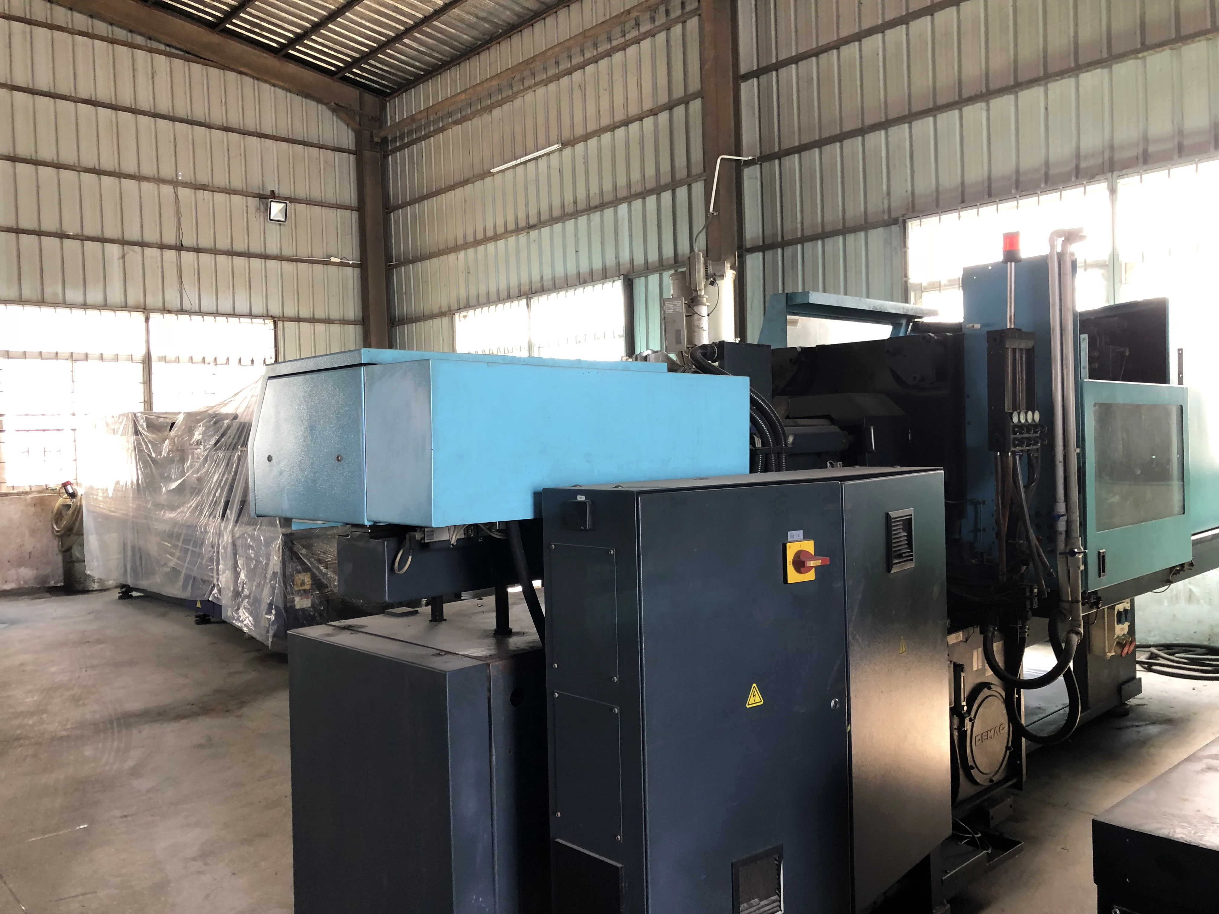 Germany brand DEMAG GEGOTECH 160-600 system High speed injection molding machine150tons